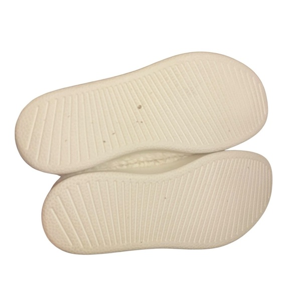 ALLBIRDS Wool Dwellers White Fuzzy Hard Sole Slippers - Picture 6 of 10